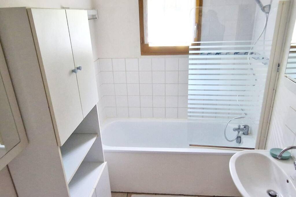 Belle Maison Spacieuse Proximite *